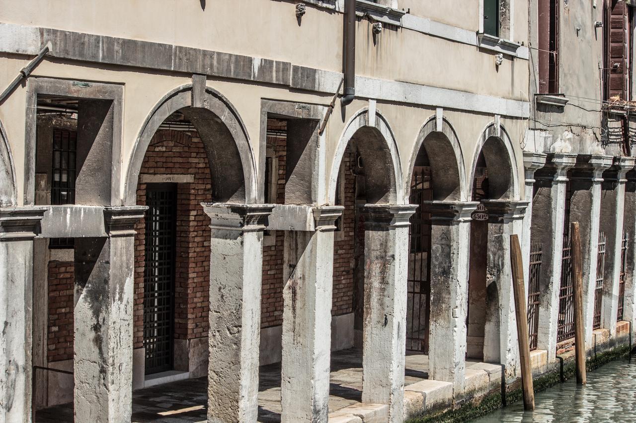Ca' Orfeo Bed and Breakfast Venedig Exteriör bild
