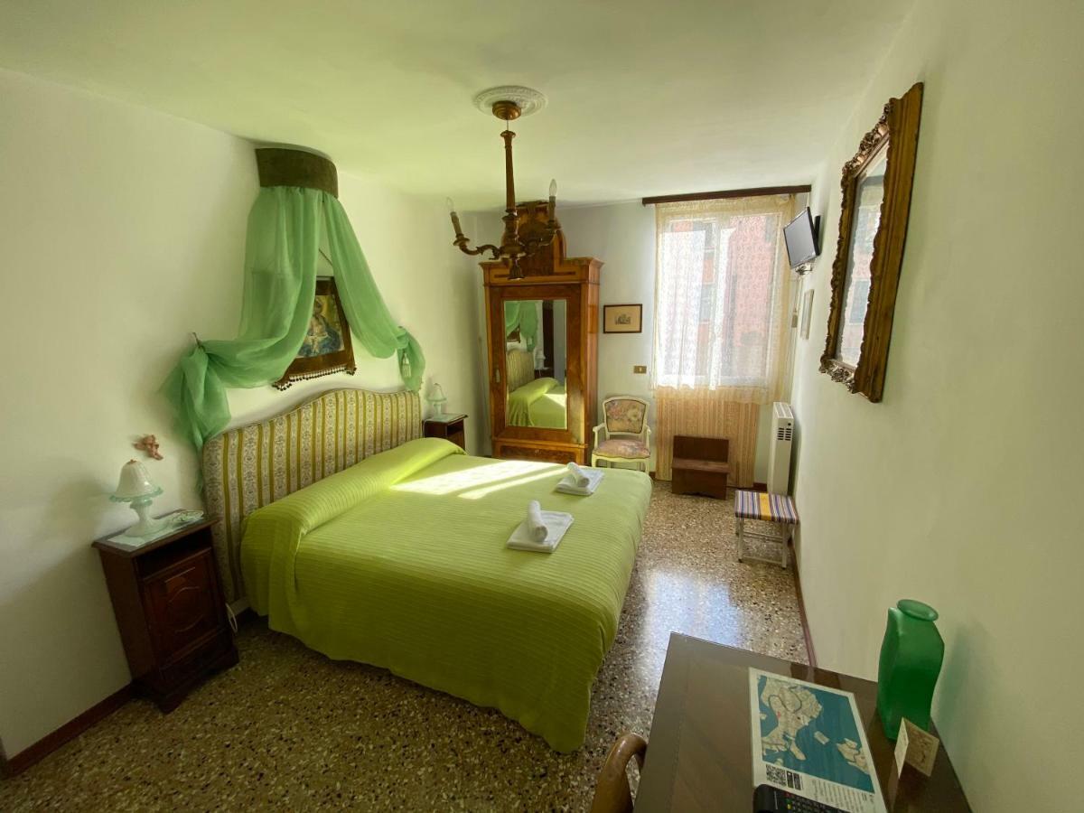 Ca' Orfeo Bed and Breakfast Venedig Exteriör bild