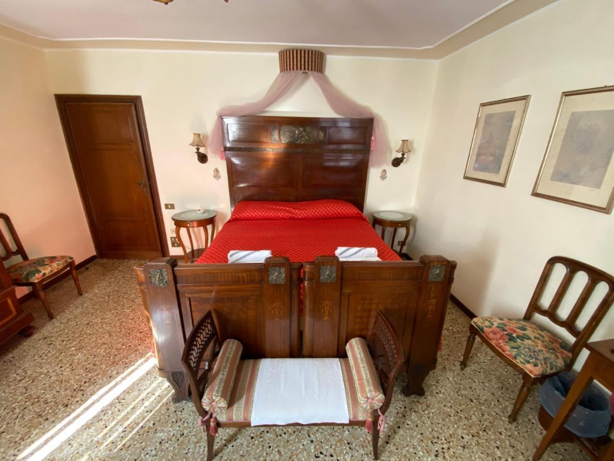 Ca' Orfeo Bed and Breakfast Venedig Exteriör bild